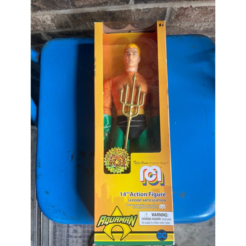 Mego DCComics Aquaman 14Inch Action Figure 14 Point Articulation Limited Edition